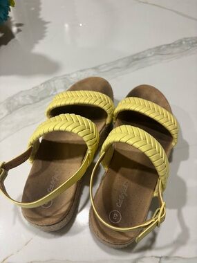 Cat & Jack Yellow Braided Strap Girls Sandals